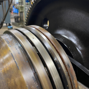Cylindrical roller thrust bearing. Gearbox assembly.