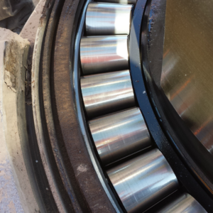 Field analysis. Tapered roller thrust bearing.